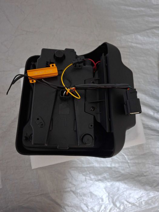 Vendo jogo de farolins traseiro para Jeep Wrangler JL