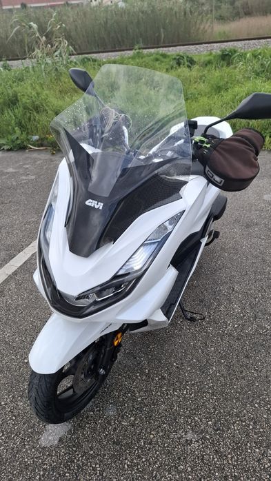 Honda pcx 2022 ótimo estado