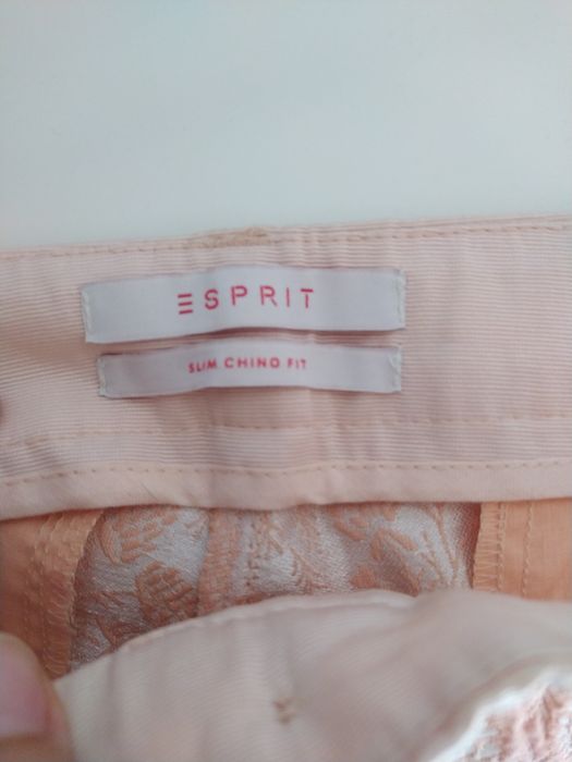 Brzoskwiniowe żakardowe spodnie Esprit. Slim Chino Fit. Rozm. 38/ M.