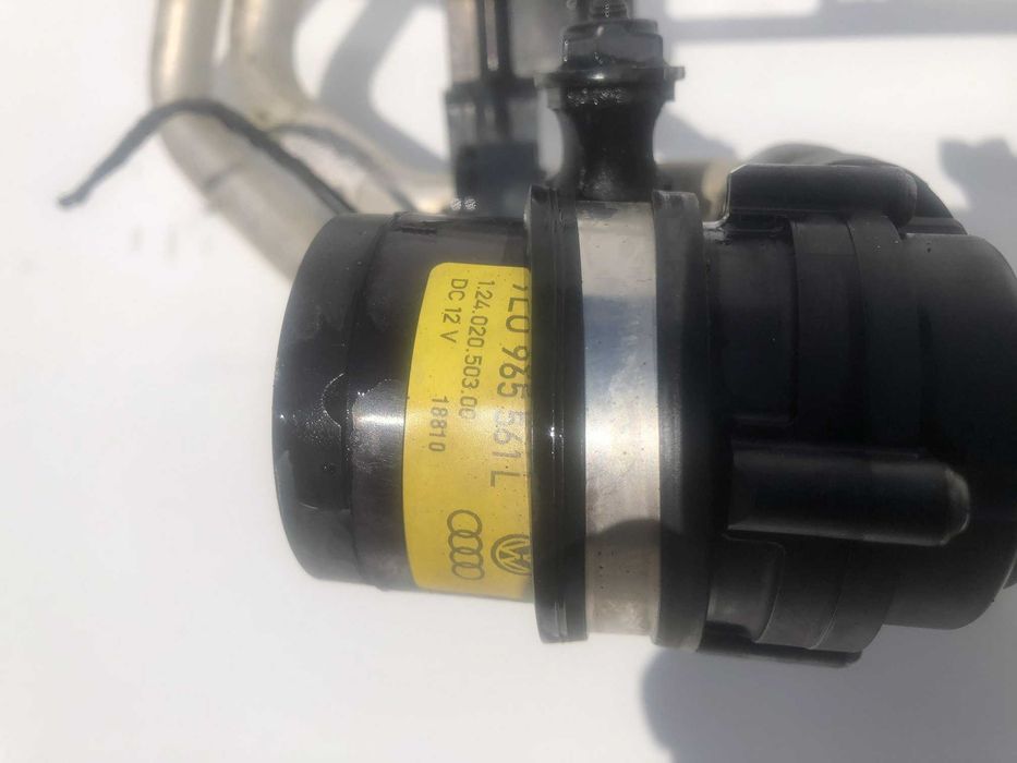 Насос водяний помпа Volkswagen 7P 7E0965561L Фольксваген Туарег НФ Таурег Touareg  NF помпа додаткова допольнительная помпа печки