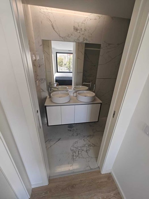 Apartamento T2 NOVO a estrear junto ao El Corte Inglês