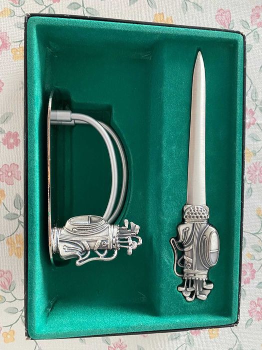 Conjunto Letter Opener + Porta-cartas em Estanho