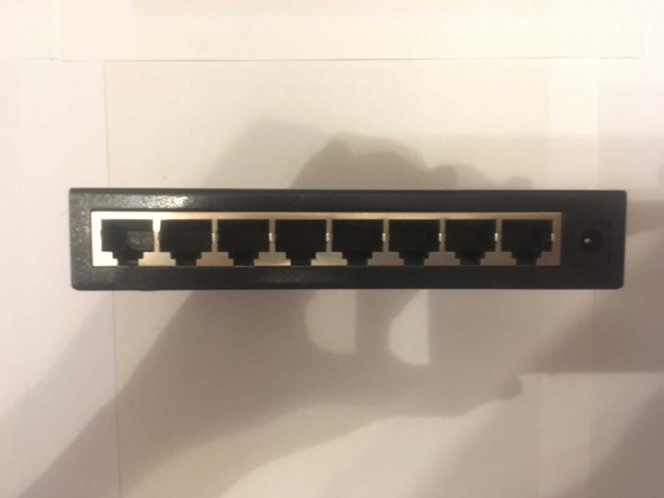 Switch/Przełącznik sieciowy ASUS GigaX 1008/G 8 portów + zasilacz