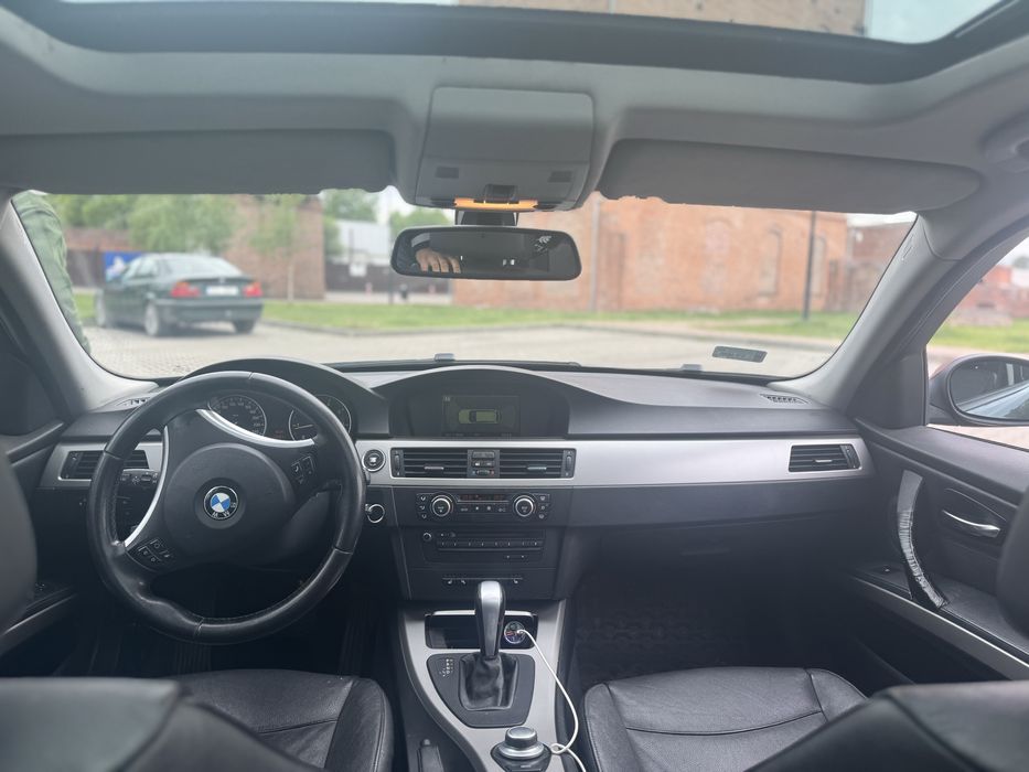 Bmw e91 2.0bezyna