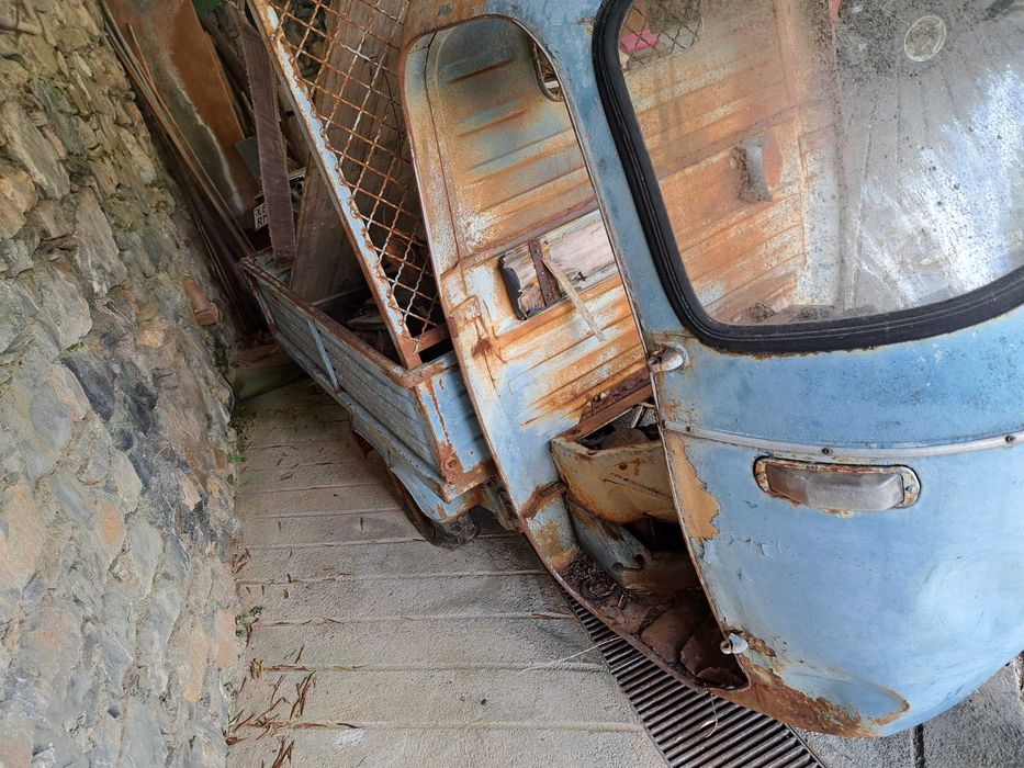 Piaggio ape ad1
