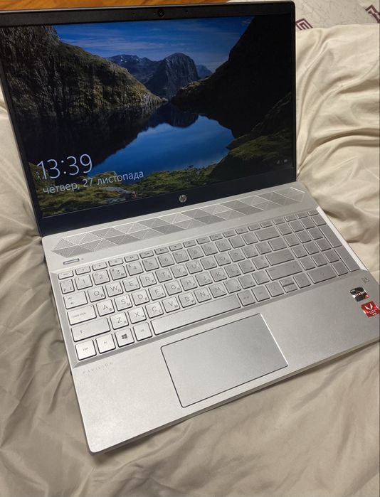 HP Pavilion 15-cw1010ua  (Ryzen 3/8GB RAM)