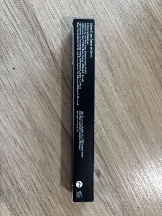 Konturówka do ust - Inglot - nr 62