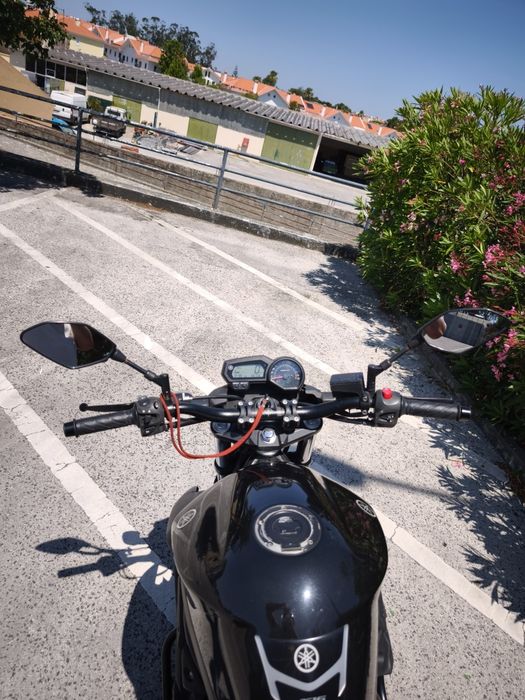 Mota Yamaha XJ6 57KW