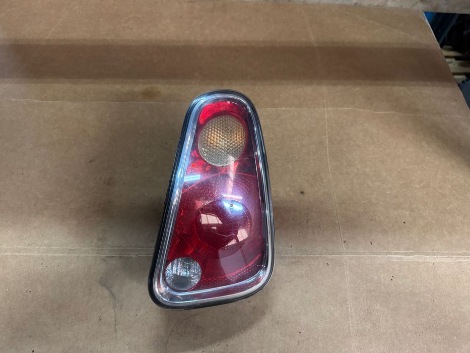 Farolim TRAS Direito MINI ONE R50 R53 ORIGINAL