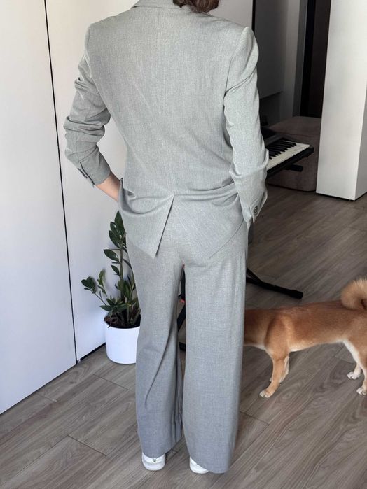 Cірий костюм arber