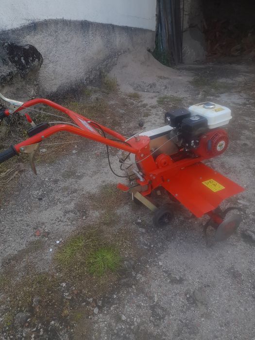 Motoenxada redstar motor honda