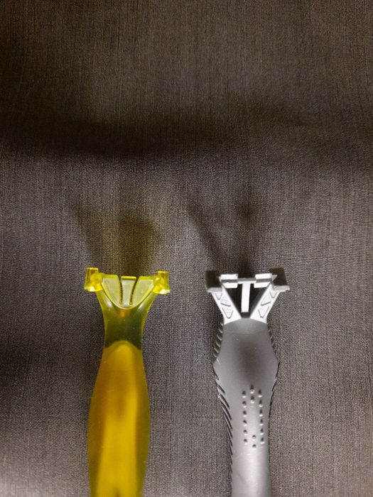 Бритвенні ручки Gillette, Bic