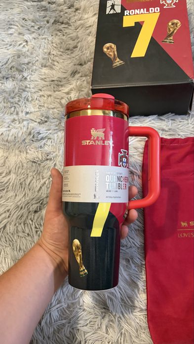 Garrafa Stanley CR7 2026