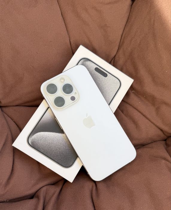 iPhone 15 Pro 128 GB – stan idealny, biały tytan