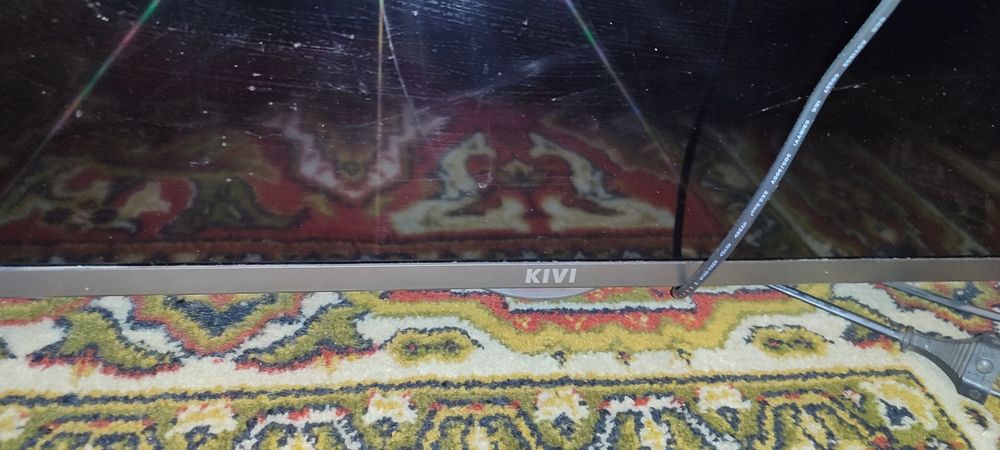 Телевизор Киви на запчасти