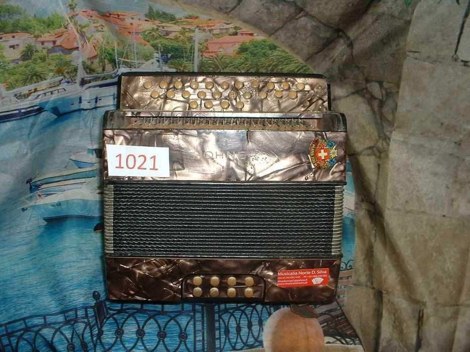 Concertina para venda N, 1021