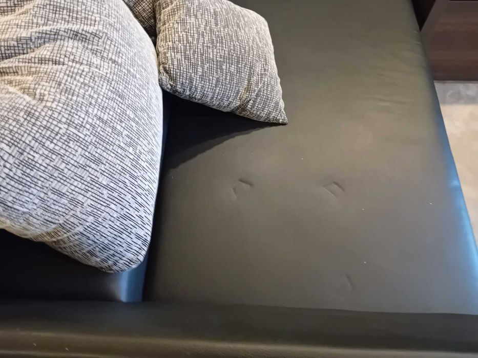 Sofá de 3 lugares com chaise longue