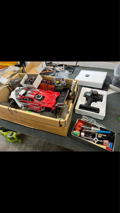 Truggy 1/8 Robitronic Mantis