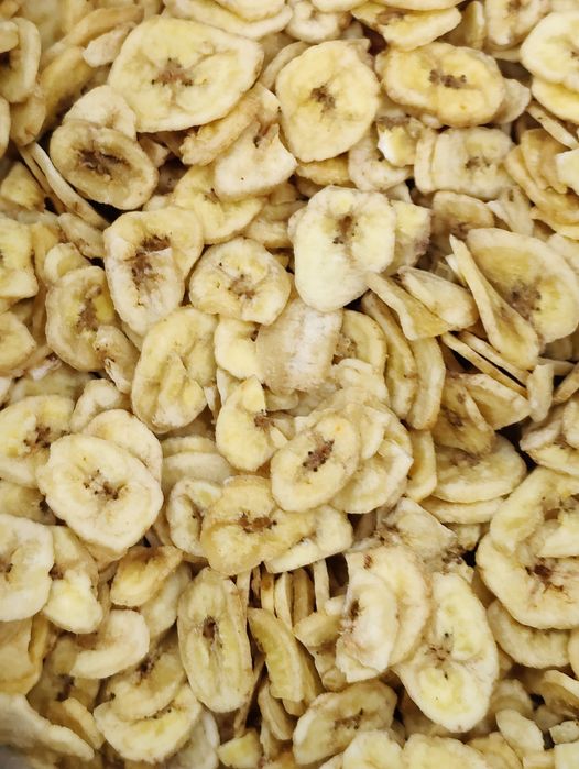 Продаються  бананові  чіпси