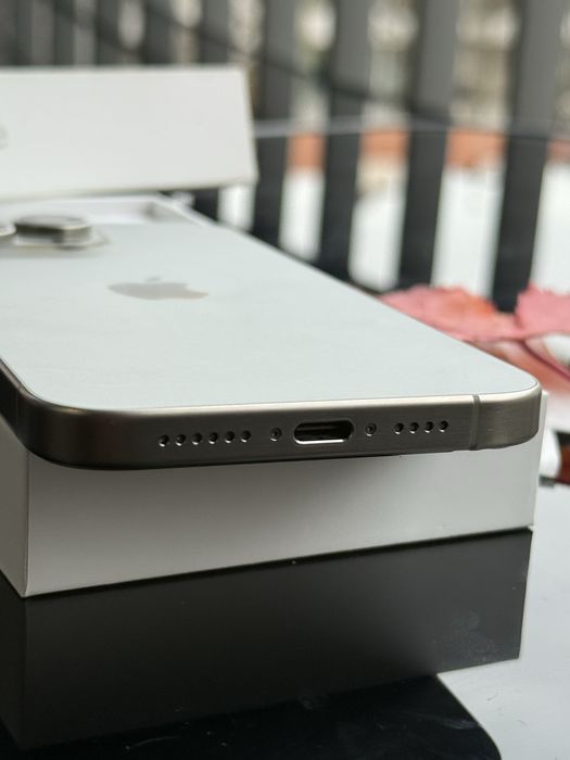 IPHONE 15 PRO MAX 256GB