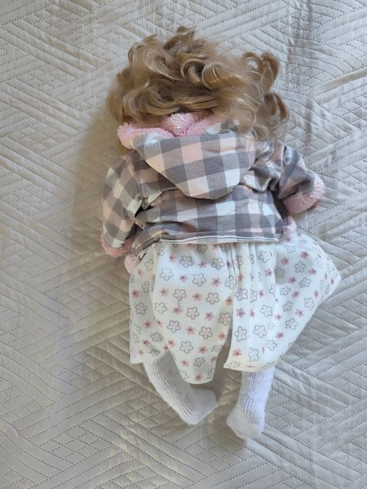 Lalka anabelle by H. Cuquerella prezent święta bobas