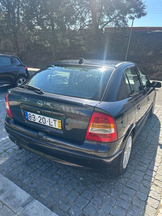 Opel Astra 1.4i 16V Sport