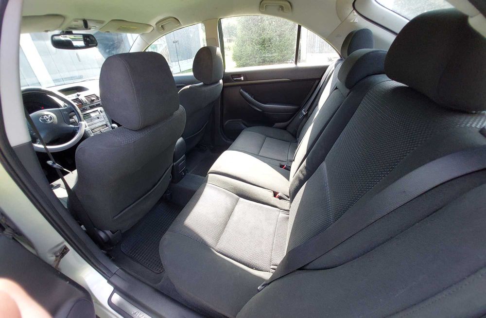 Toyota avensis t25