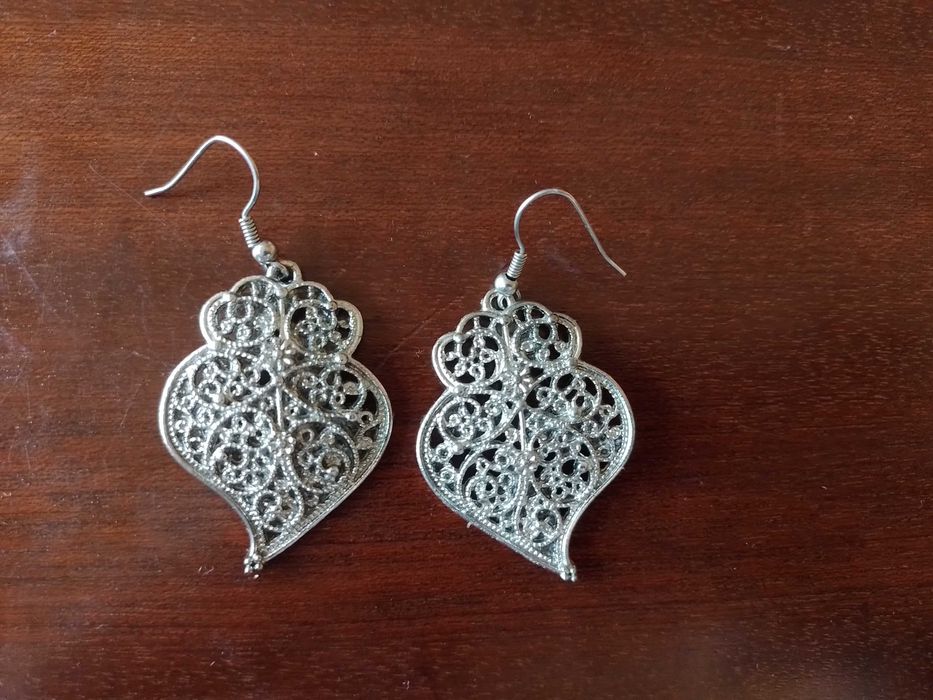 Brinco coração de viana