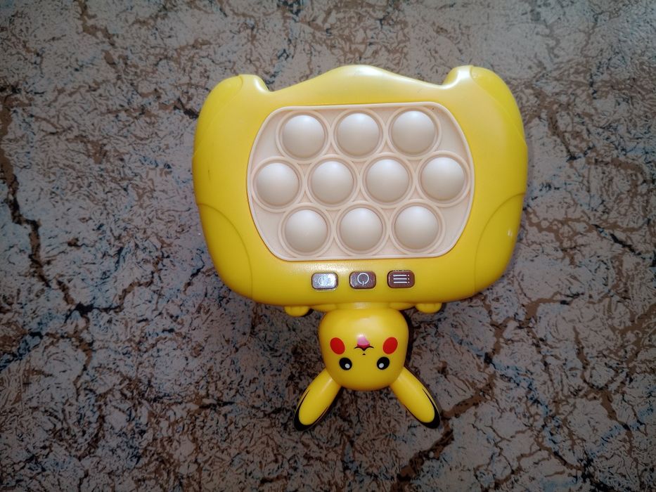 Pop it do Pikachu