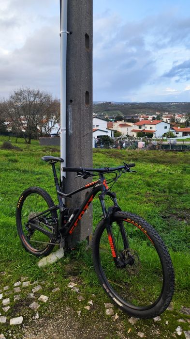 Bicicleta suspensão total Scott