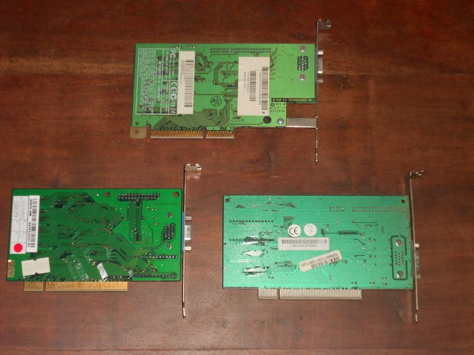 Placa grafica / adaptador multiplicador USB / placa som Aztech antiga