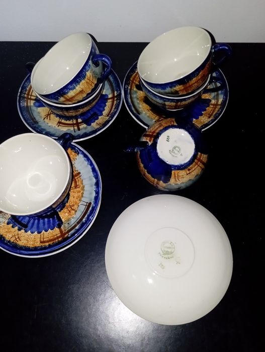 Chávenas de chá antigas
