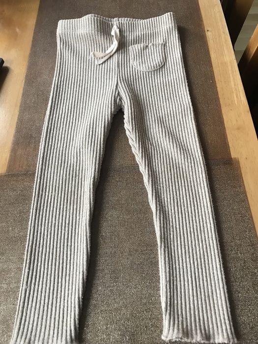 Bezowe leginsy Zara dla dziewczynki 18-24 M.