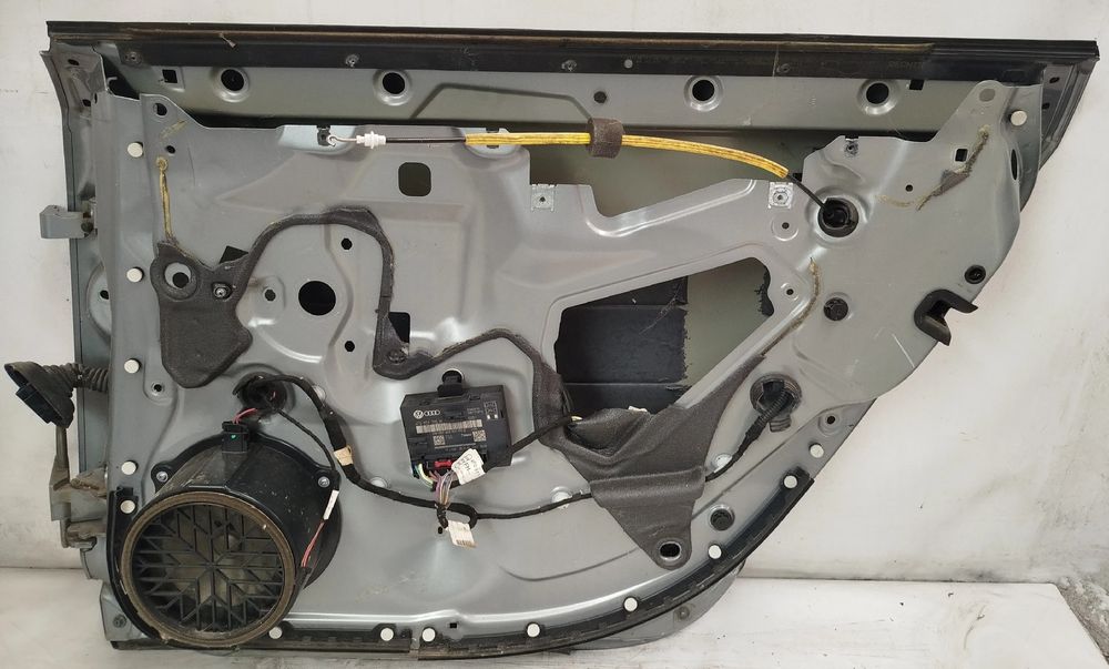 Porta trás direita AUDI A6 Avant (4F5, C6)