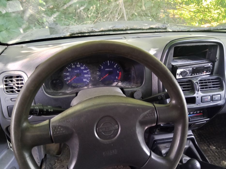 Nissan  KingCab 2,5TD