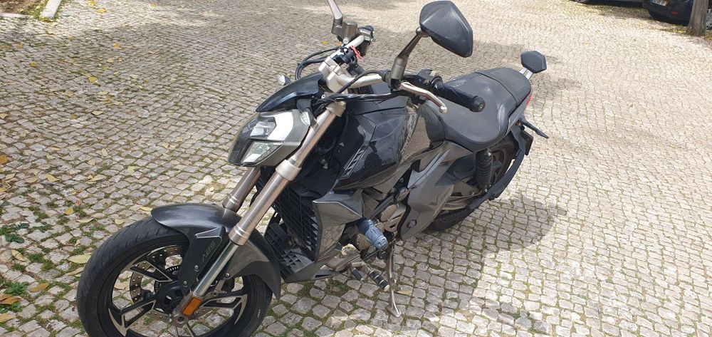 Zontes 310 V  Impecável