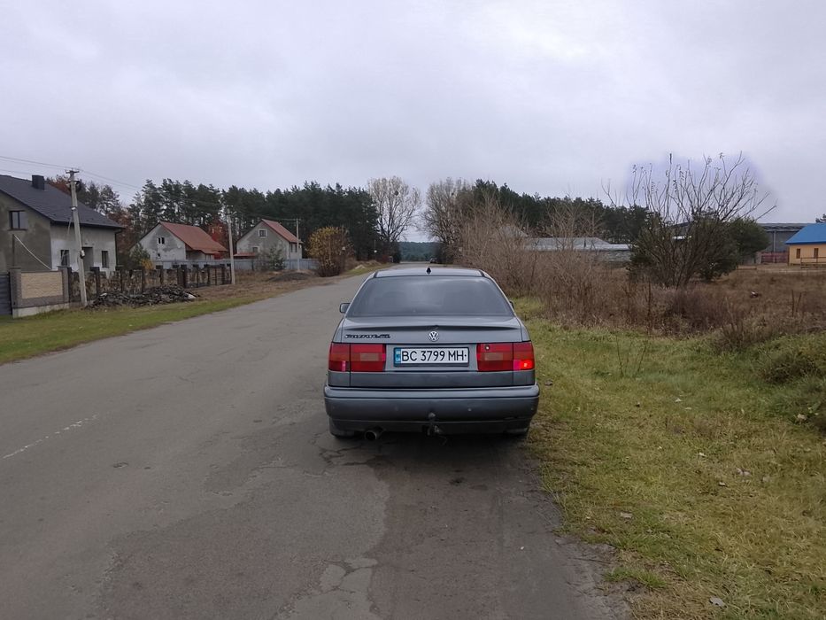 продам пасат1994
