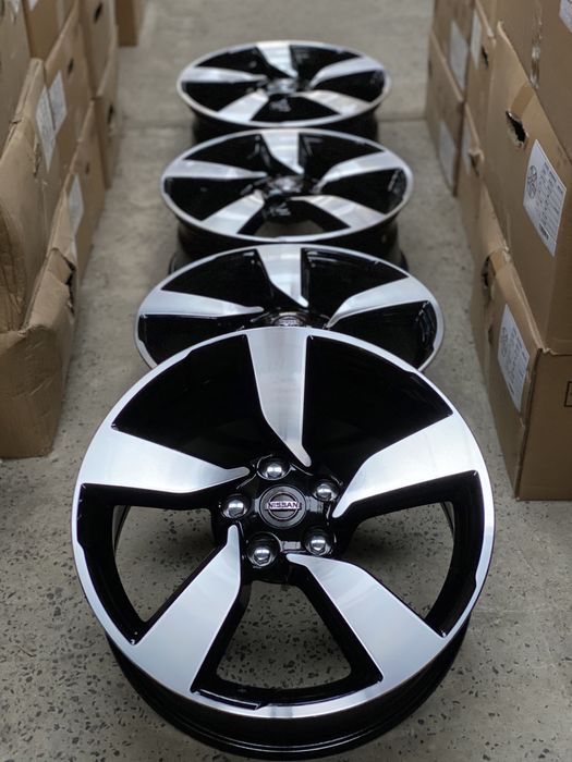Диски Нові  R17/5/114,3 Nissan Qashqai Rogue Xtrail Juke Murano ..
