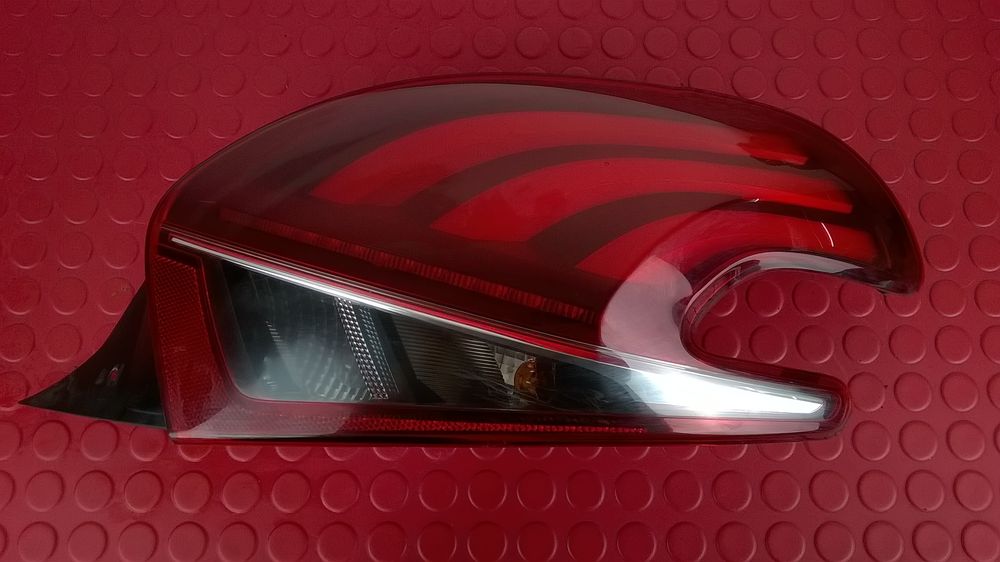 Farolim Stop Dto - PEUGEOT 208 I (CA_, CC_)