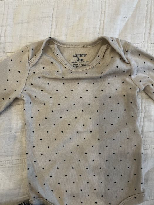 Продаю 4 боді від Carters, розмір 62