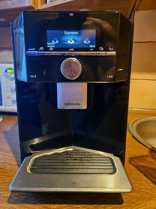 Ekspres do kawy Siemens EQ9 S300