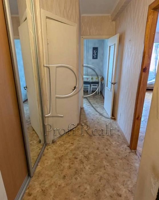 Продаж затишної 1 кімн.кварт. Русанівка Ентузіастів 31