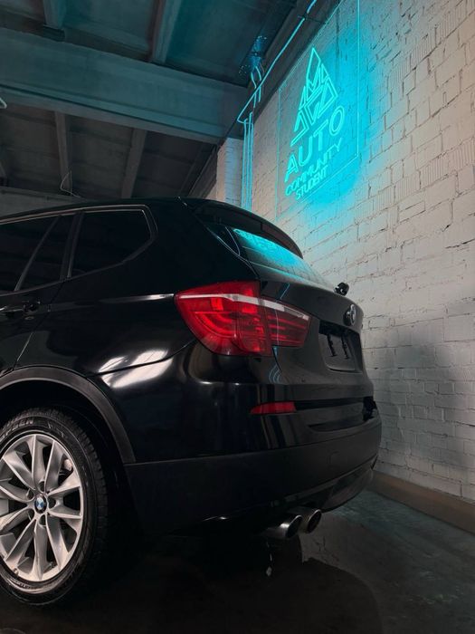 Продам BMW X3 f25 2.0 бенз 2014 рік