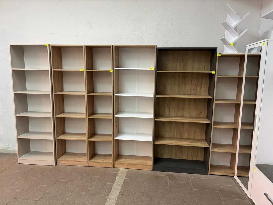 Wyprzedaż Mebli! Tanie Szafy, Biurka, Komody – Sprawdź