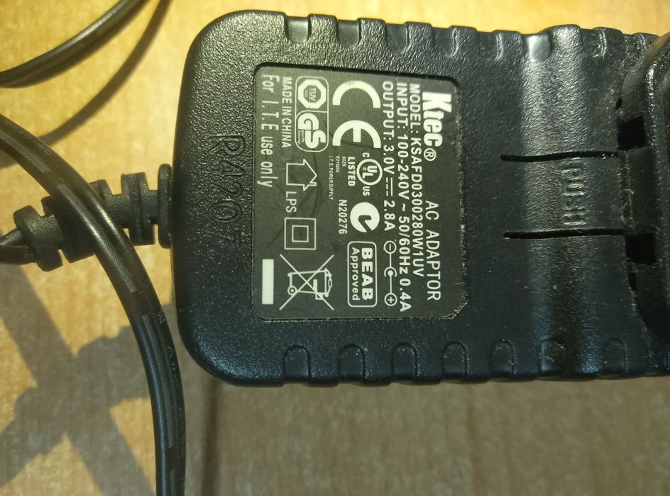 Zasilacz ładowarka 3V 2,8A