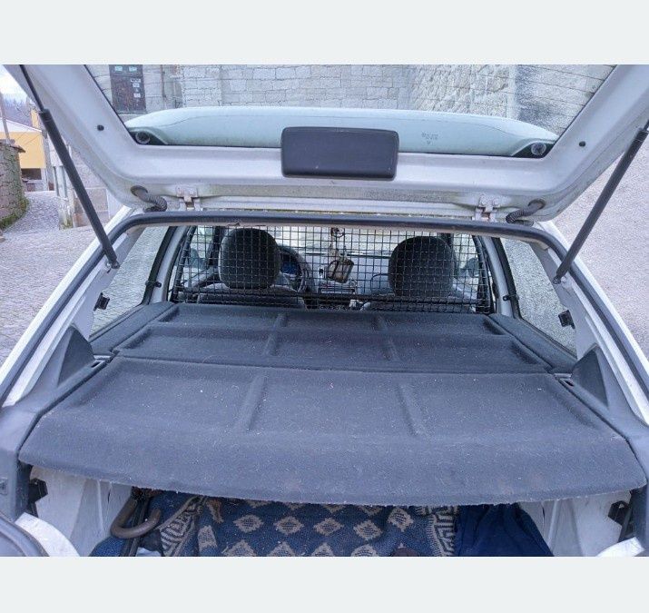 Citroën Saxo 1.5D de 2002.