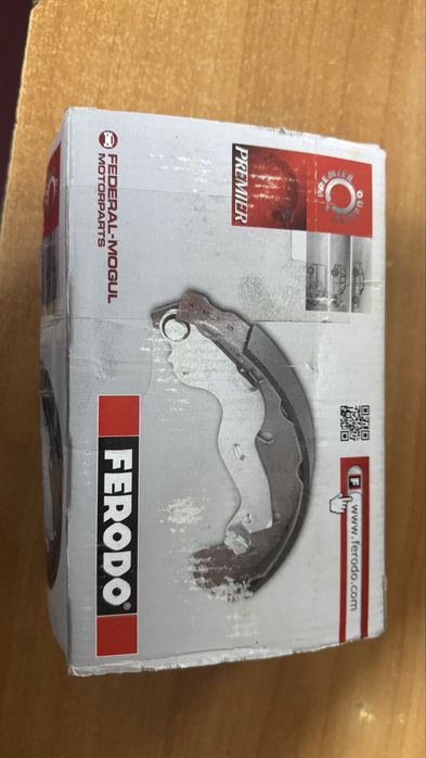 Колодки  гальмівні барабанні FERODO