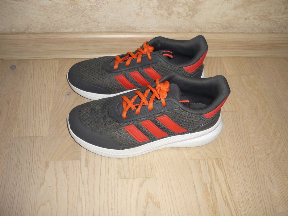 Buty sportowe Adidas 38 2/3