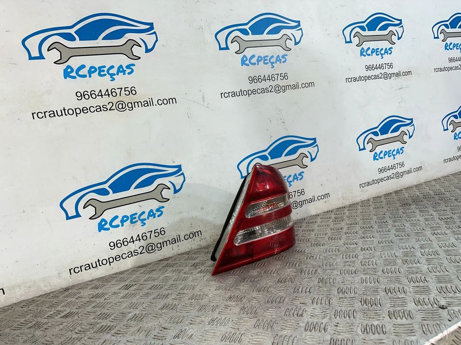 Farolim Tras Traseiro Direito Original Mercedes Benz Classe C W203