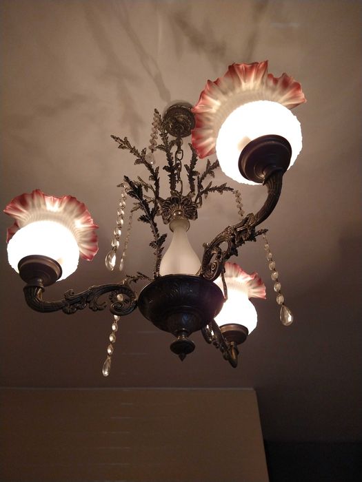 Candeeiro com pingentes para quarto